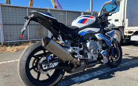 BMW M1000R 2023 0E81