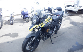 SUZUKI STROM 250 DS11A