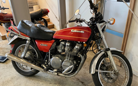 KAWASAKI KZ650