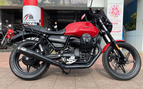 MOTO GUZZI V7 STONE 2023 ZGUKZ