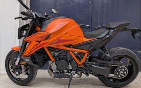 KTM 1390S-DUKE R EVO V3940