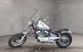 YAMAHA VIRAGO 250 3DM