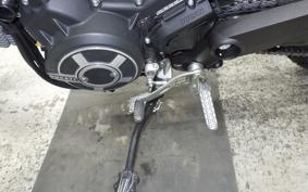 DUCATI SCRAMBLER SIXTY2 2016