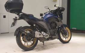 YAMAHA FZS25 2001
