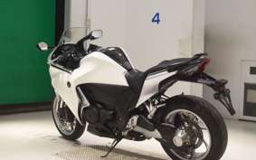 HONDA VFR1200F 2010 SC63