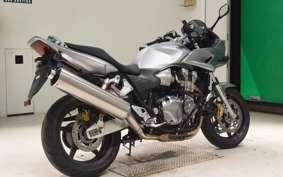 HONDA CB1300SB SUPER BOLDOR A 2006 SC54