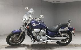 HONDA MAGNA 750 RC43