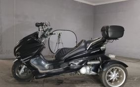 YAMAHA MAJESTY 250C TRIKE SG03J