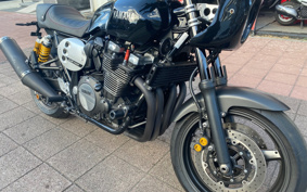 YAMAHA XJR1300 C 2017 RP19