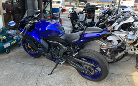 YAMAHA YZF-R7 2022 RM39J