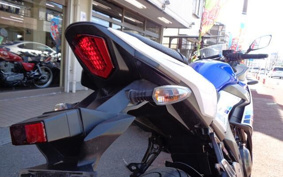 SUZUKI GSX250 R DN11A