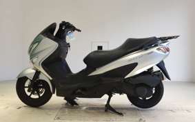 SUZUKI SKYWAVE 200 (Burgman 200)