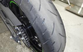 KAWASAKI ZX-25R