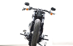 HARLEY FXBR 2018 YEJ