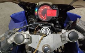 YAMAHA FZR250 2KR
