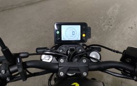 BENELLI RE ON CHI-NO125 ..