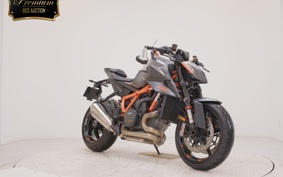 KTM 1290 SUPER DUKE R 2022