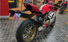 DUCATI PANIGA-REV4SUぺ CHEER -RE 2021 DA00J
