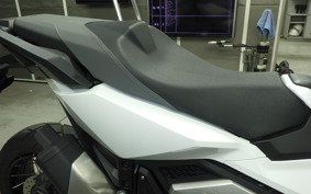 HONDA X-ADV 750 2025 RH21