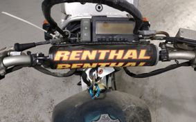 SUZUKI DJEBEL250GPS SJ45A