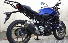 HONDA CB250R MC52