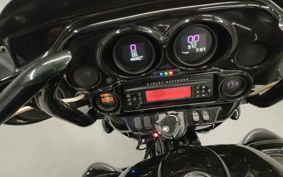 HARLEY HARLEY FLHXSE1800CVO PZ8