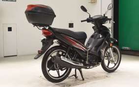 YAMAHA i8 115