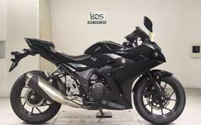 SUZUKI GSX250 R
