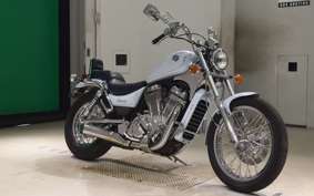 SUZUKI INTRUDER 750 1986 VR51A