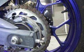 YAMAHA YZF-R25