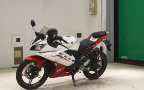 YAMAHA YZF-R15 2014