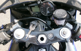 YAMAHA YZF-R1 2002 RN09
