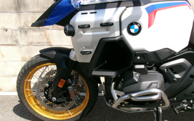 BMW R1300GS ADV TROPHY 2025 0M31