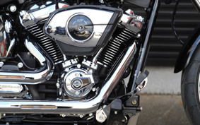 HARLEY FXBR 2026 YE9