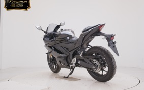 YAMAHA YZF-R25 A 2025 RG74J