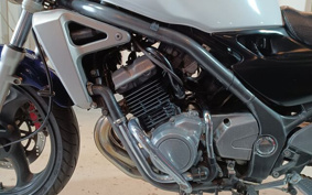 SUZUKI GSX250FX 2004 ZR250C