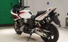 HONDA CB1300SB SUPER BOLDOR A 2007 SC54