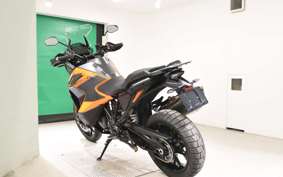 KTM 1290 SUPER ADVENTURE S 2021