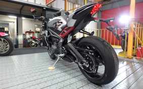 TRIUMPH STREET TRIPLE RS 2021 HDA554