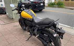 YAMAHA XSR700 2016 RM11