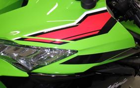 KAWASAKI ZX-4R SE 2025