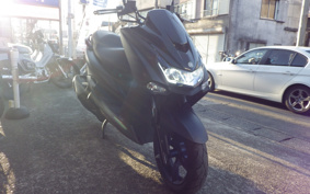 YAMAHA MAJESTYS SG52J