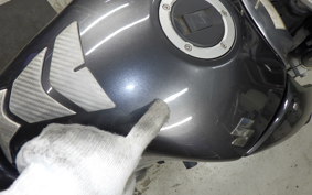 SUZUKI GSR250 2001