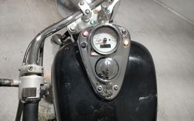 HONDA SHADOW 400 2001 NC34