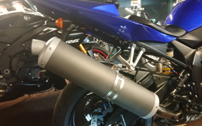 YAMAHA YZF-R1 2004 RN09
