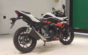 SUZUKI GSX250R