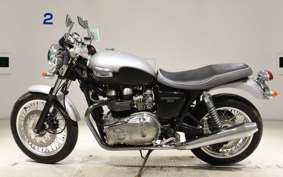 TRIUMPH THRUXTON 900 2005