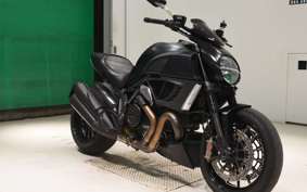 DUCATI DIAVEL 2013