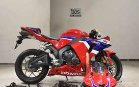 HONDA CBR600RR 2024 PC40