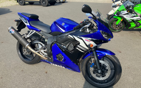 YAMAHA YZF-R6 2003 RJ05